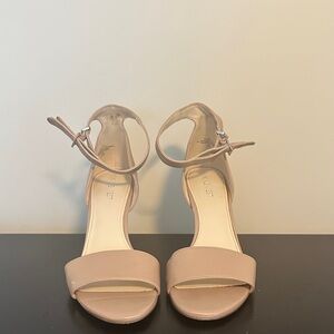 Elegant Nine West Nude Ankle Strap Heels